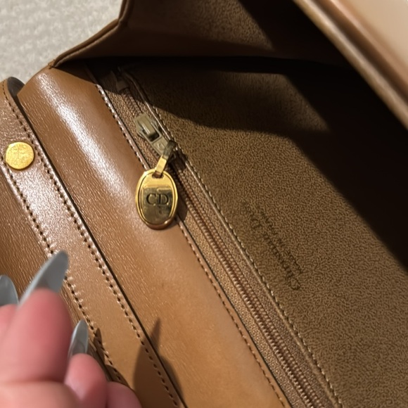 Gorgeous saddle leather Dior Crossbody - Picture 7 of 7